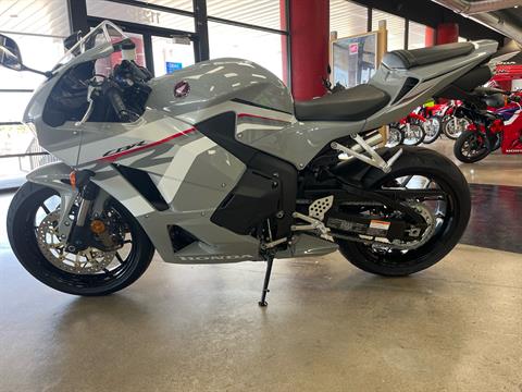 2026 Honda CBR600RR ABS in Wichita, Kansas - Photo 3
