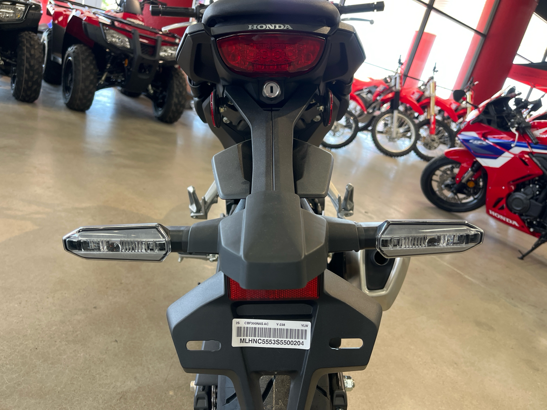 2025 Honda CB300R ABS in Wichita, Kansas - Photo 3