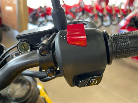 2025 Honda CB300R ABS in Wichita, Kansas - Photo 8