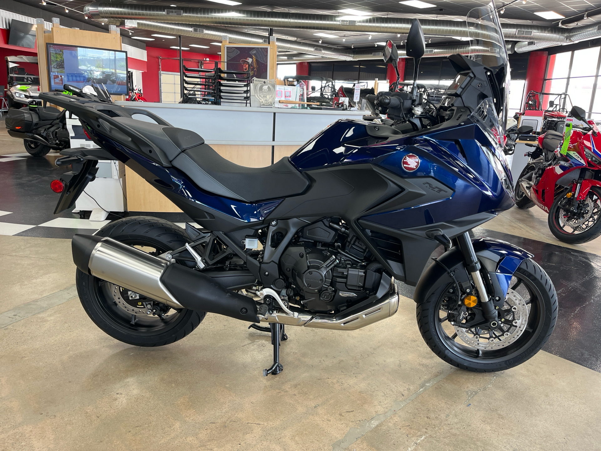 2025 Honda NT1100 DCT in Wichita, Kansas - Photo 1