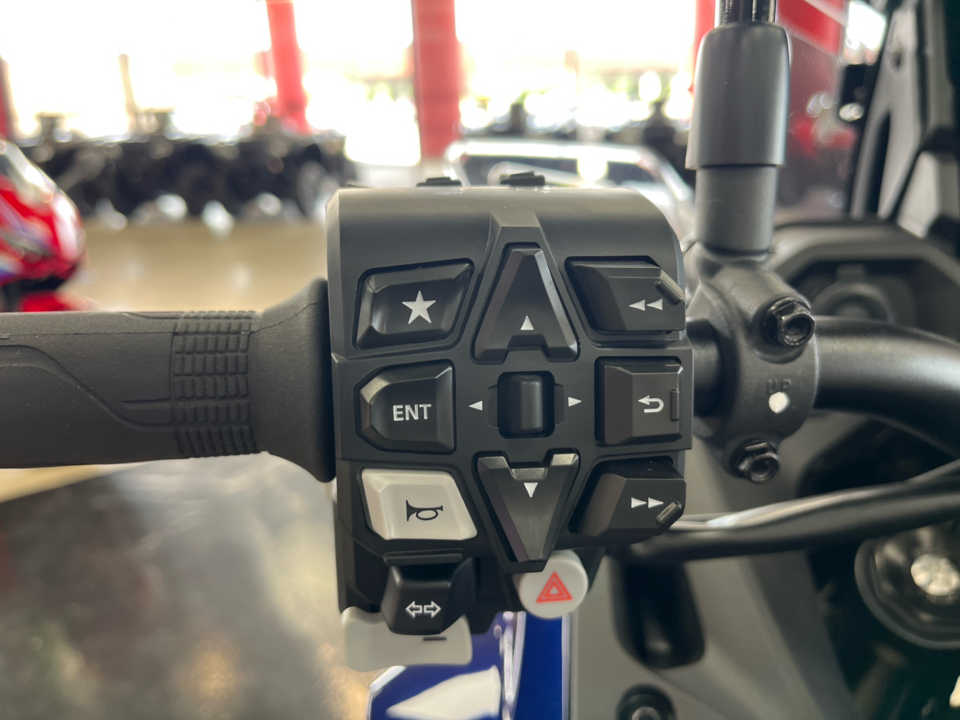 2025 Honda NT1100 DCT in Wichita, Kansas - Photo 6