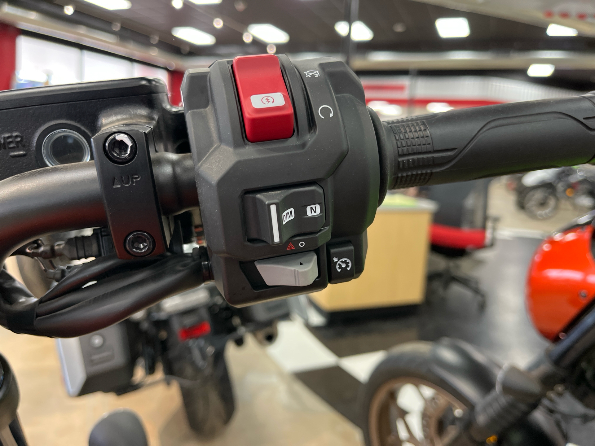 2025 Honda Rebel 1100 DCT SE in Wichita, Kansas - Photo 7