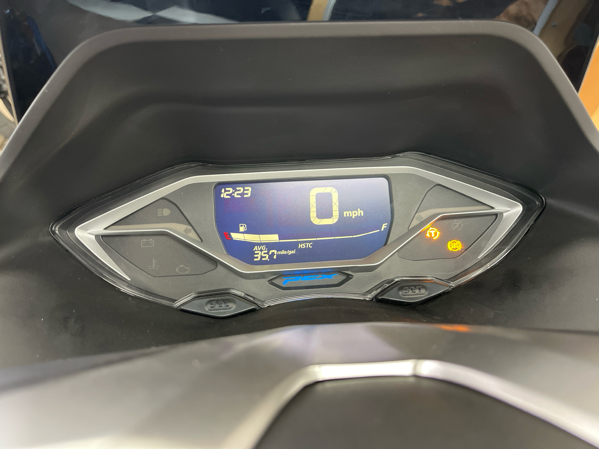 2025 Honda PCX in Wichita, Kansas - Photo 5