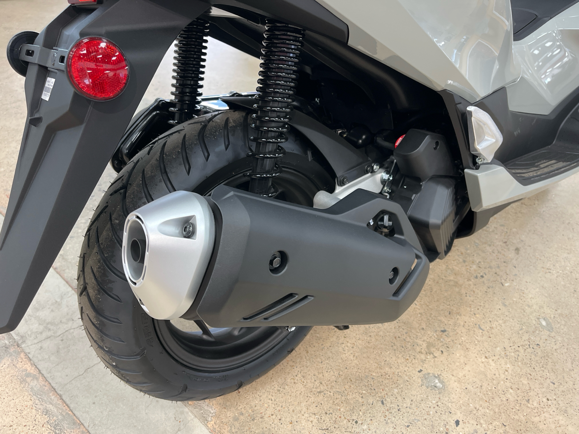 2025 Honda PCX in Wichita, Kansas - Photo 10