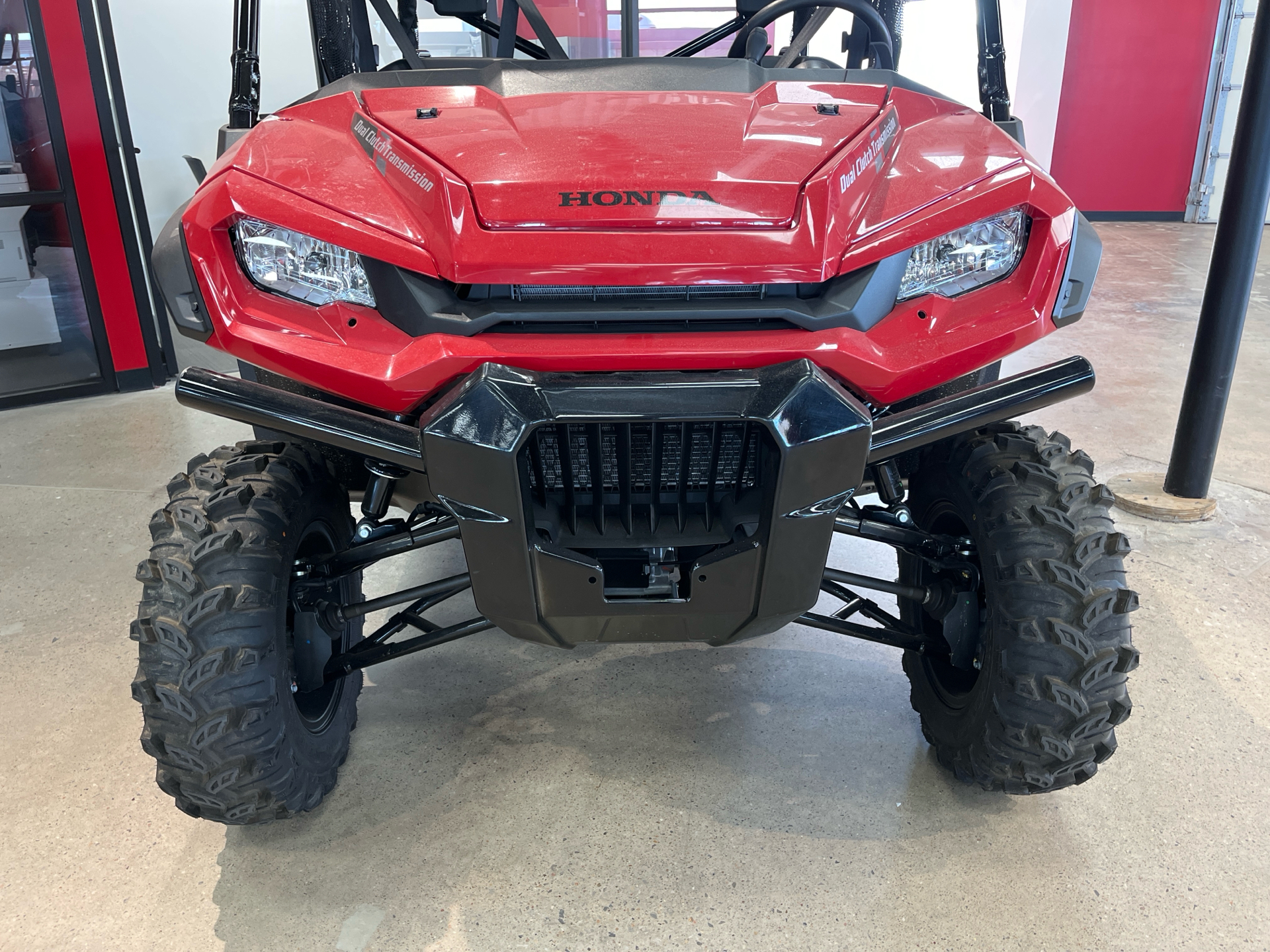 2025 Honda Pioneer 1000-5 Deluxe in Wichita, Kansas - Photo 3