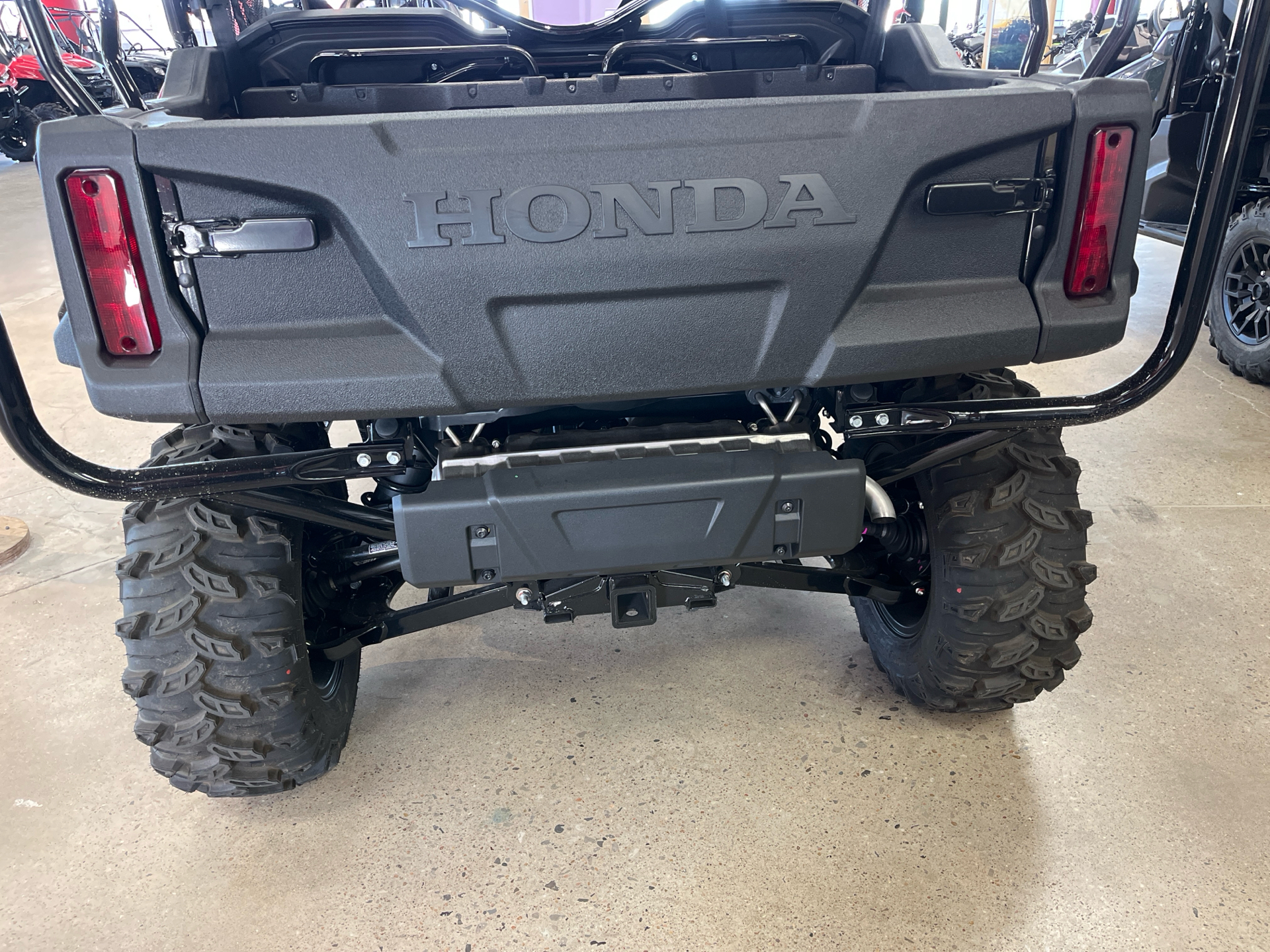 2025 Honda Pioneer 1000-5 Deluxe in Wichita, Kansas - Photo 4