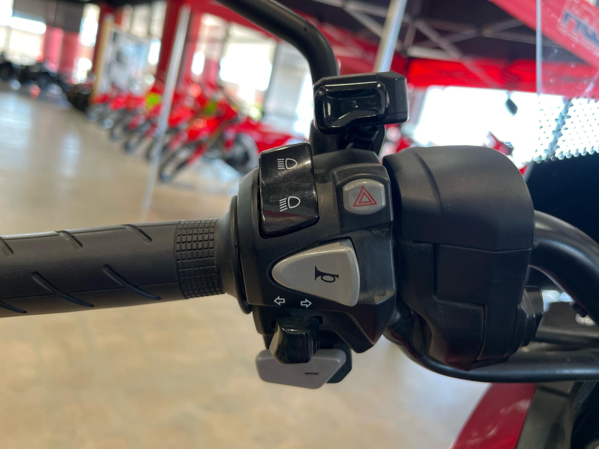 2018 Honda NC750X DCT in Wichita, Kansas - Photo 6
