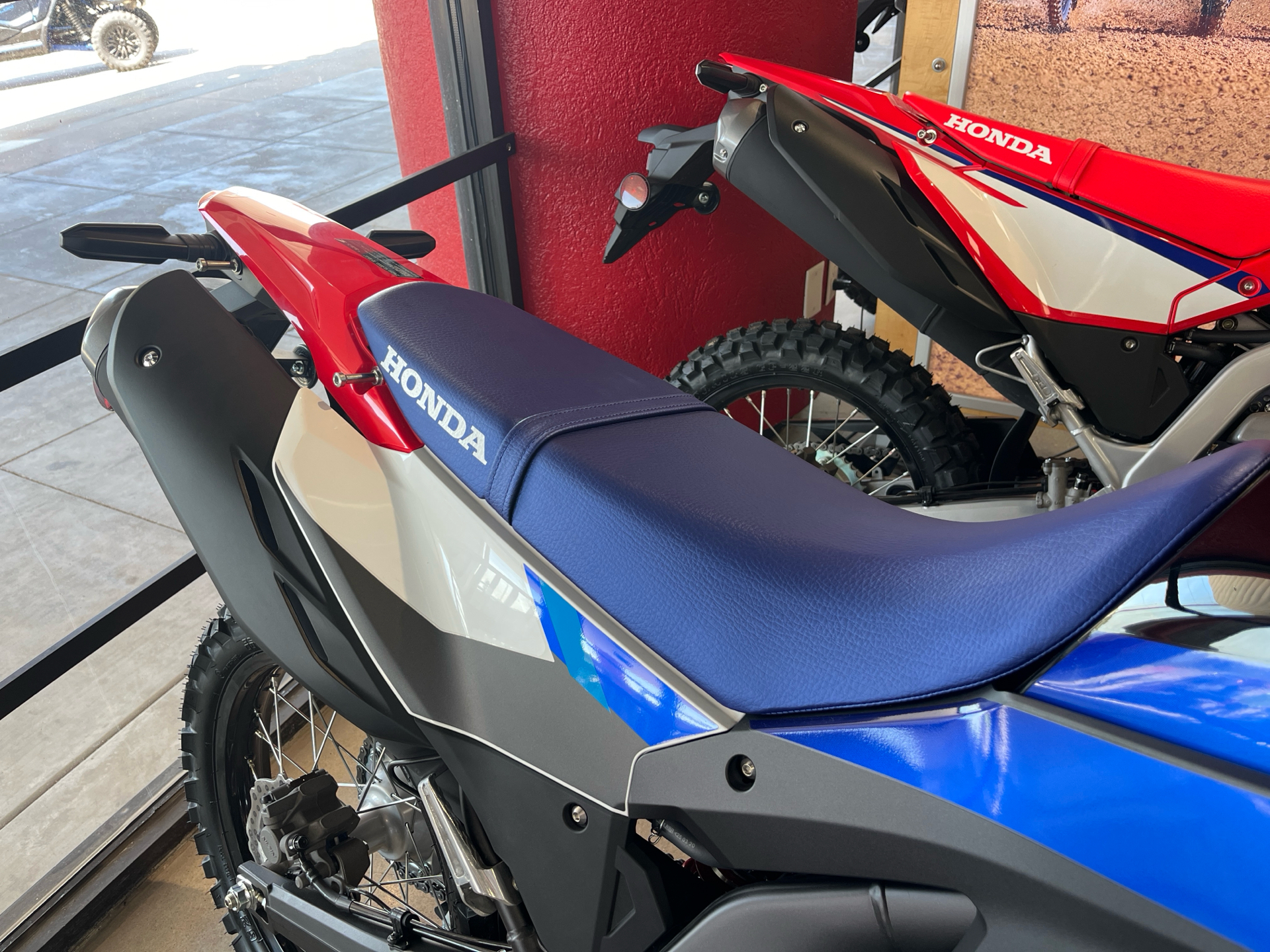 2025 Honda CRF300L Rally ABS in Wichita, Kansas - Photo 10