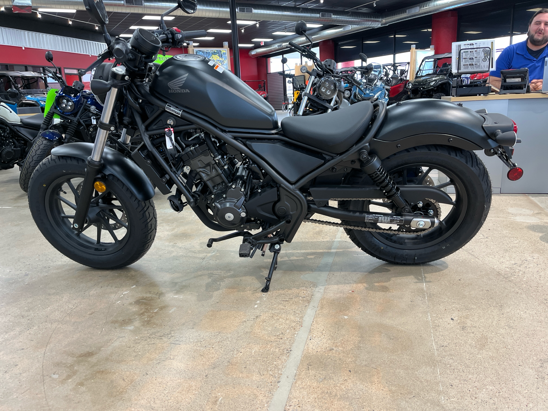 2025 Honda Rebel 300 in Wichita, Kansas - Photo 2
