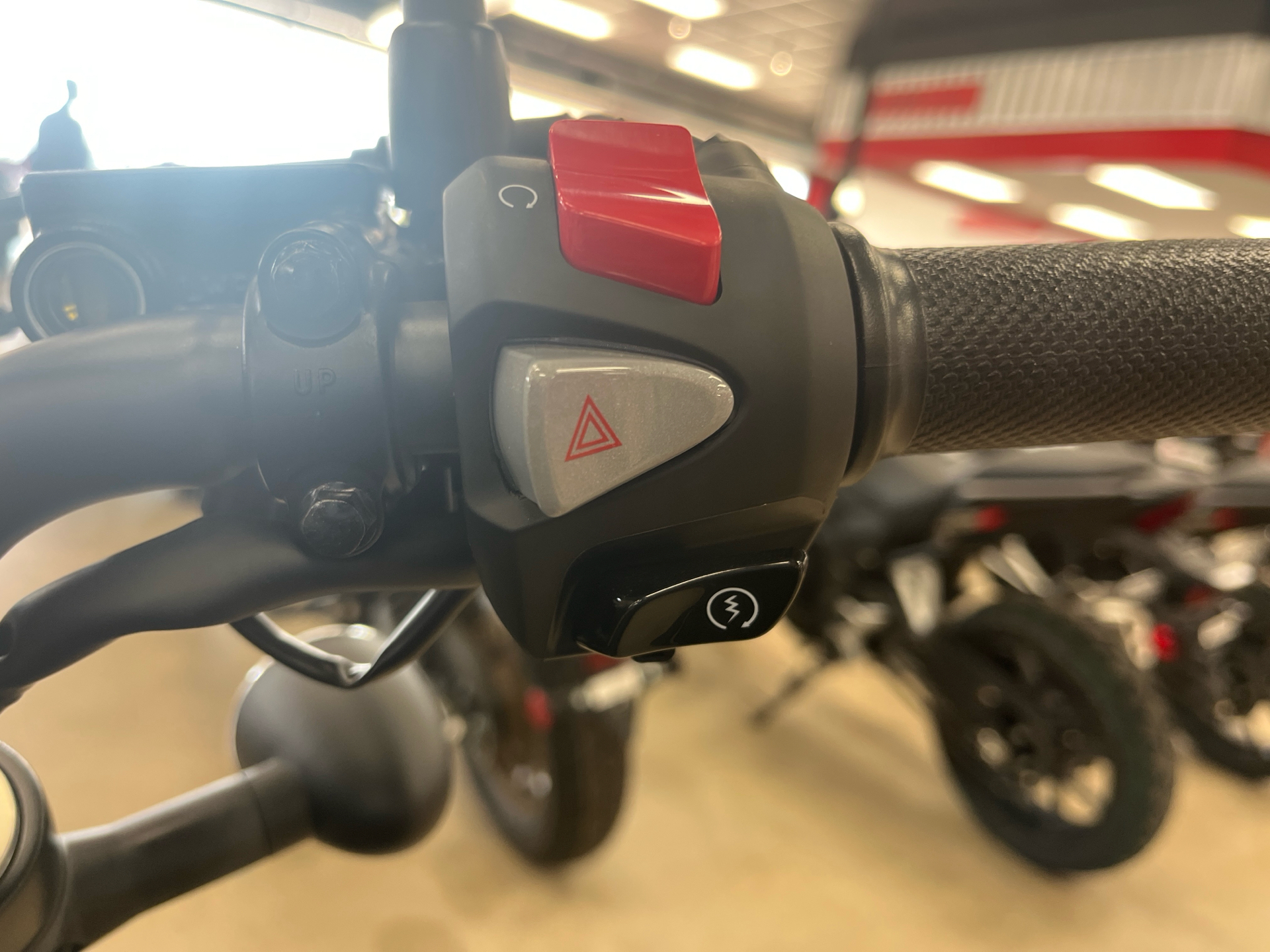 2025 Honda Rebel 300 in Wichita, Kansas - Photo 7