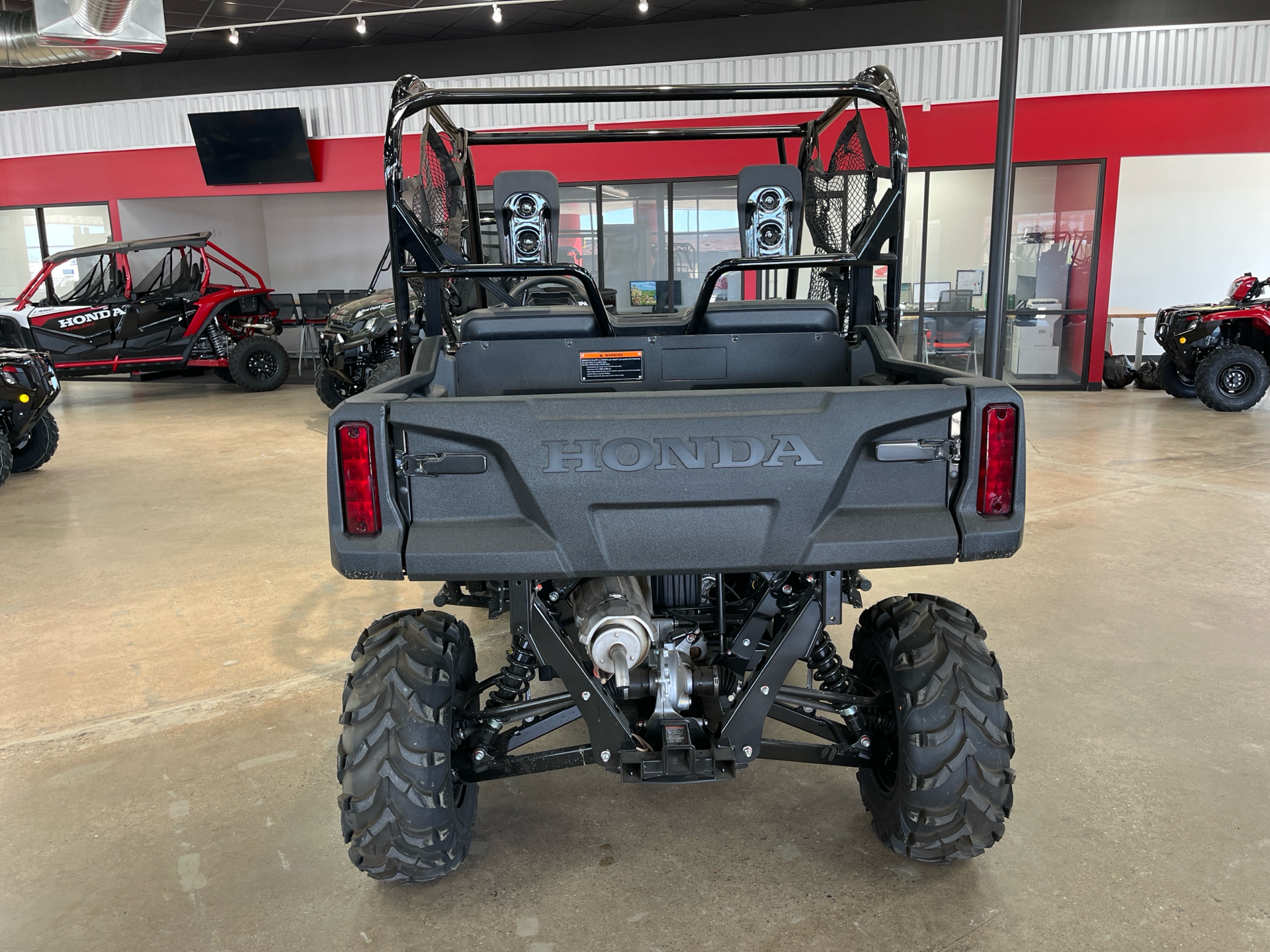 2025 Honda Pioneer 700 in Wichita, Kansas - Photo 4