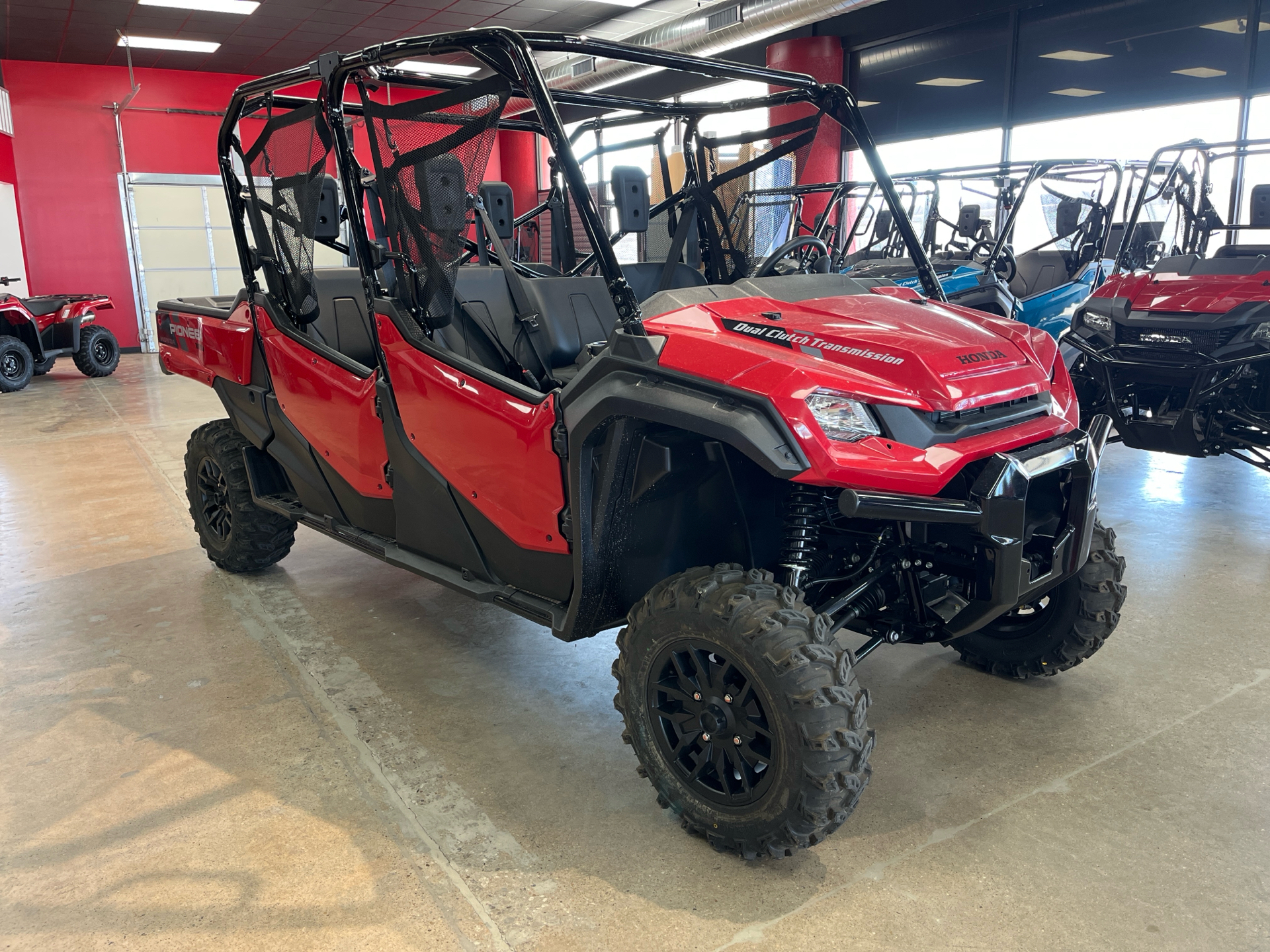 2025 Honda Pioneer 1000-6 Deluxe Crew in Wichita, Kansas - Photo 1