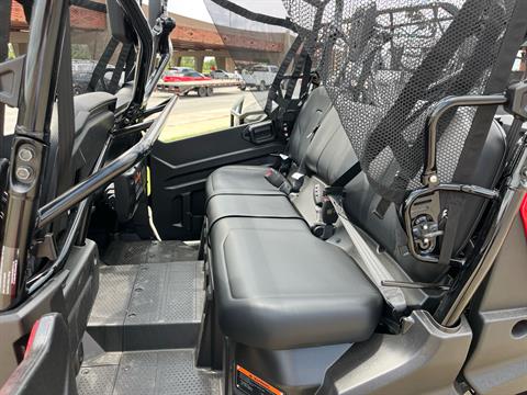 2025 Honda Pioneer 1000-6 Deluxe Crew in Wichita, Kansas - Photo 6