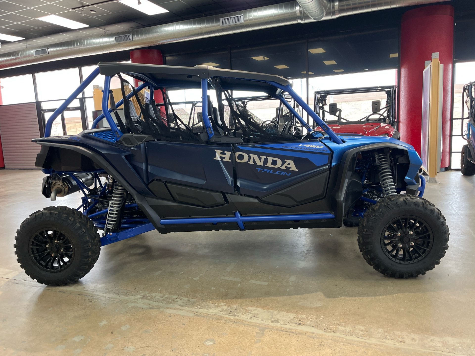 2024 Honda Talon 1000R-4 FOX Live Valve in Wichita, Kansas - Photo 2