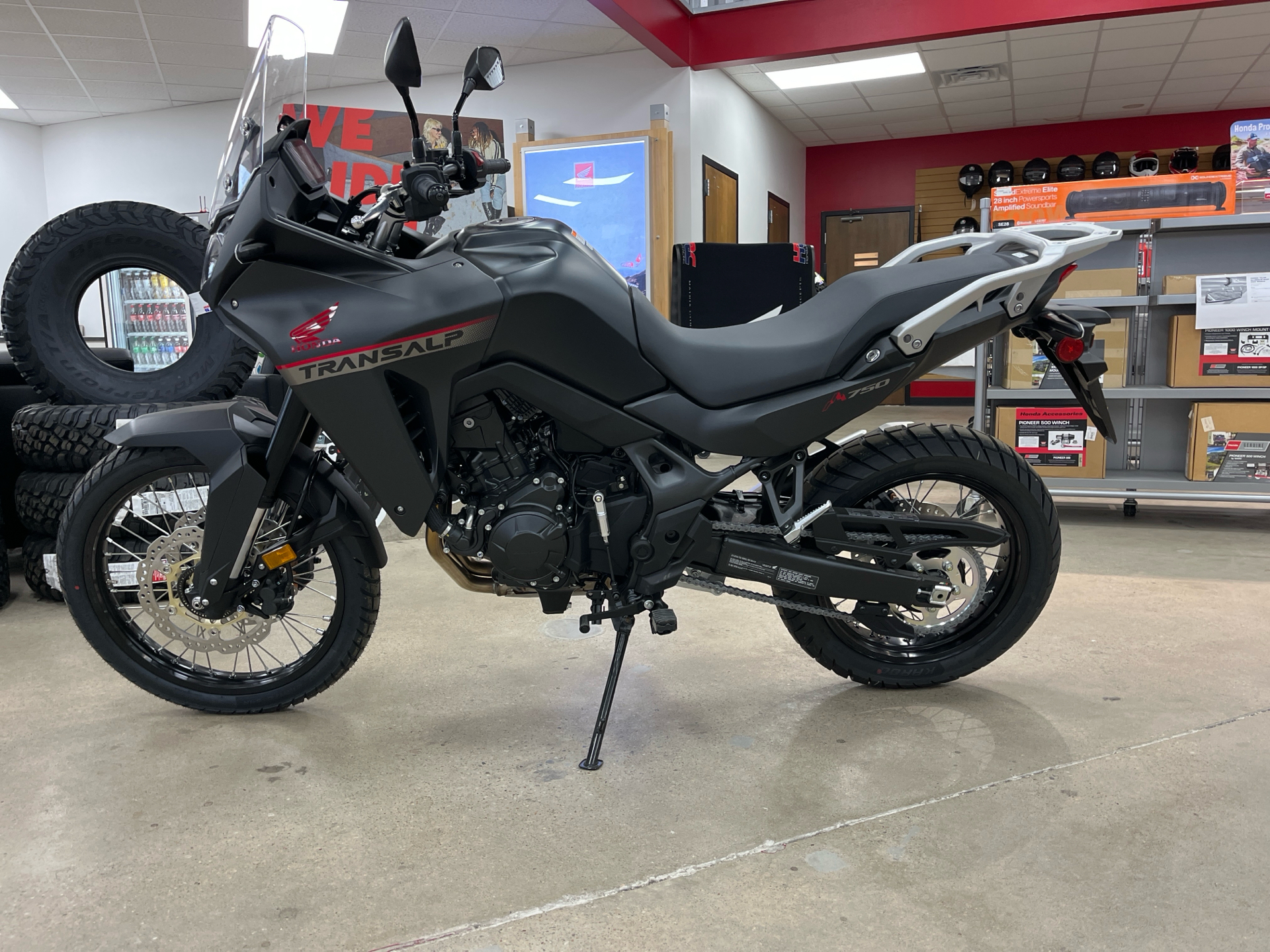 2024 Honda Transalp in Wichita, Kansas - Photo 2