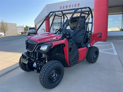 2025 Honda Pioneer 520 in Wichita, Kansas - Photo 1