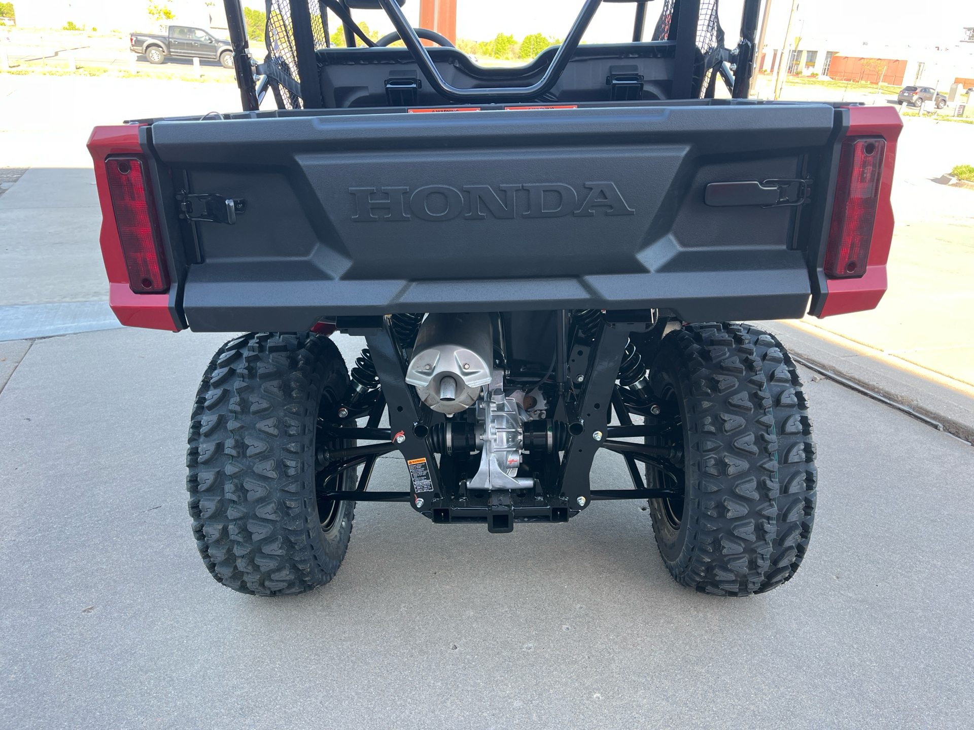 2025 Honda Pioneer 520 in Wichita, Kansas - Photo 4