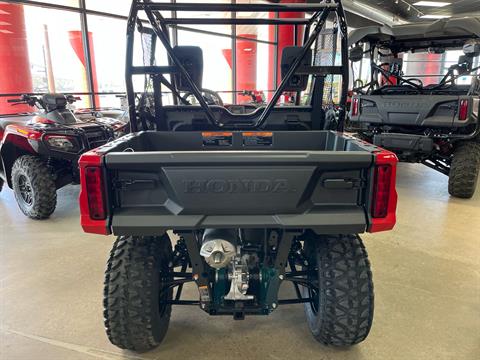 2025 Honda Pioneer 520 in Wichita, Kansas - Photo 4