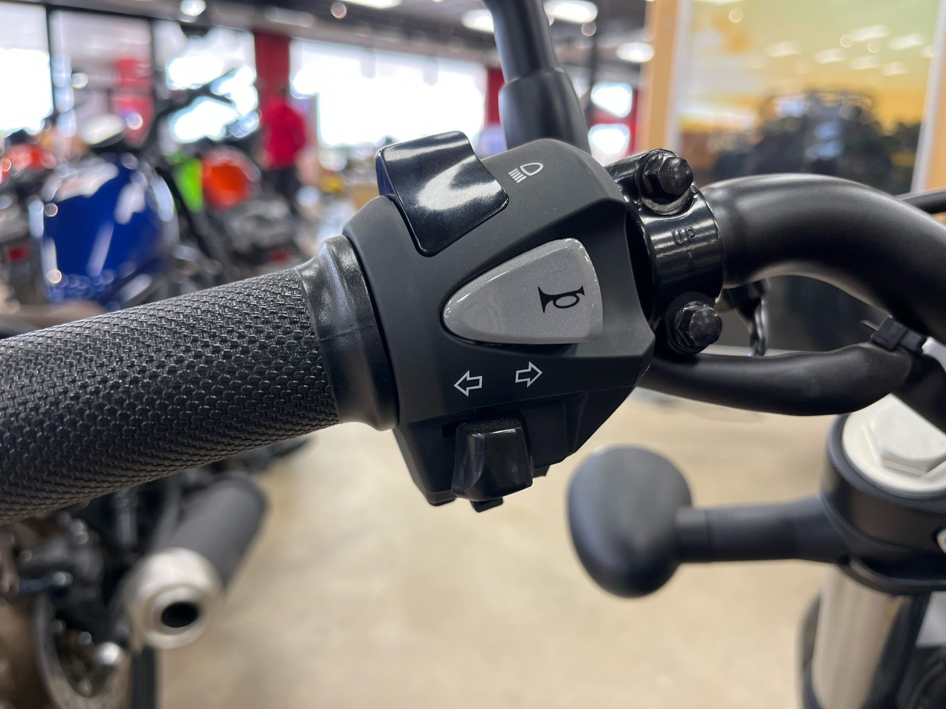 2025 Honda Rebel 500 ABS in Wichita, Kansas - Photo 6
