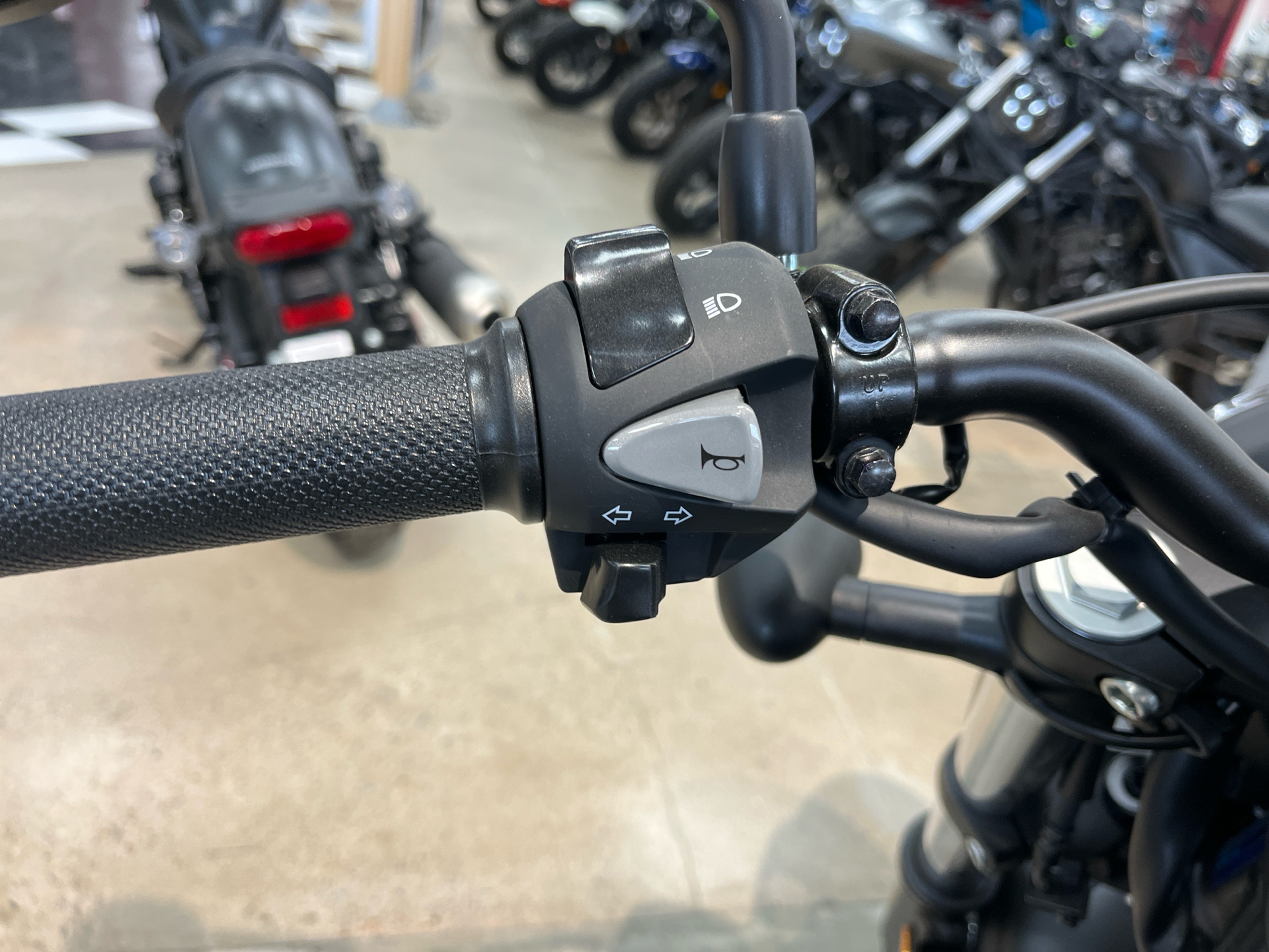 2025 Honda Rebel 500 in Wichita, Kansas - Photo 4