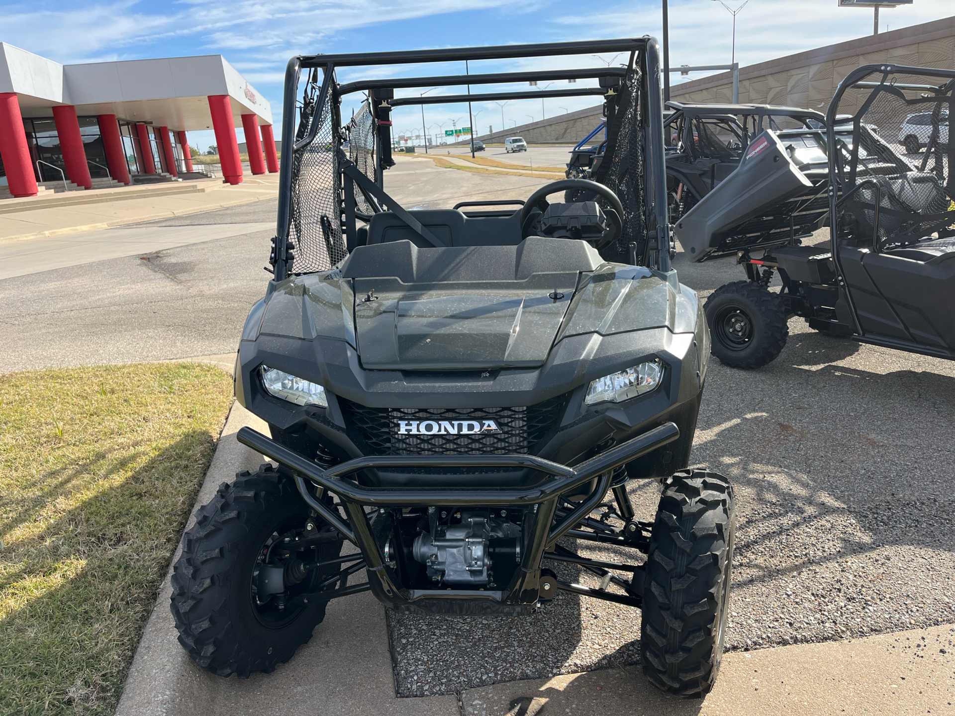 2026 Honda Pioneer 700-4 Deluxe in Wichita, Kansas - Photo 2
