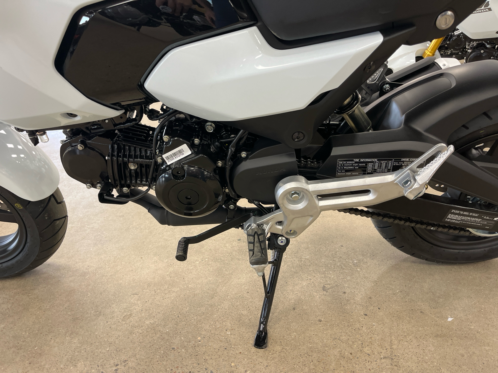 2025 Honda Grom ABS in Wichita, Kansas - Photo 11
