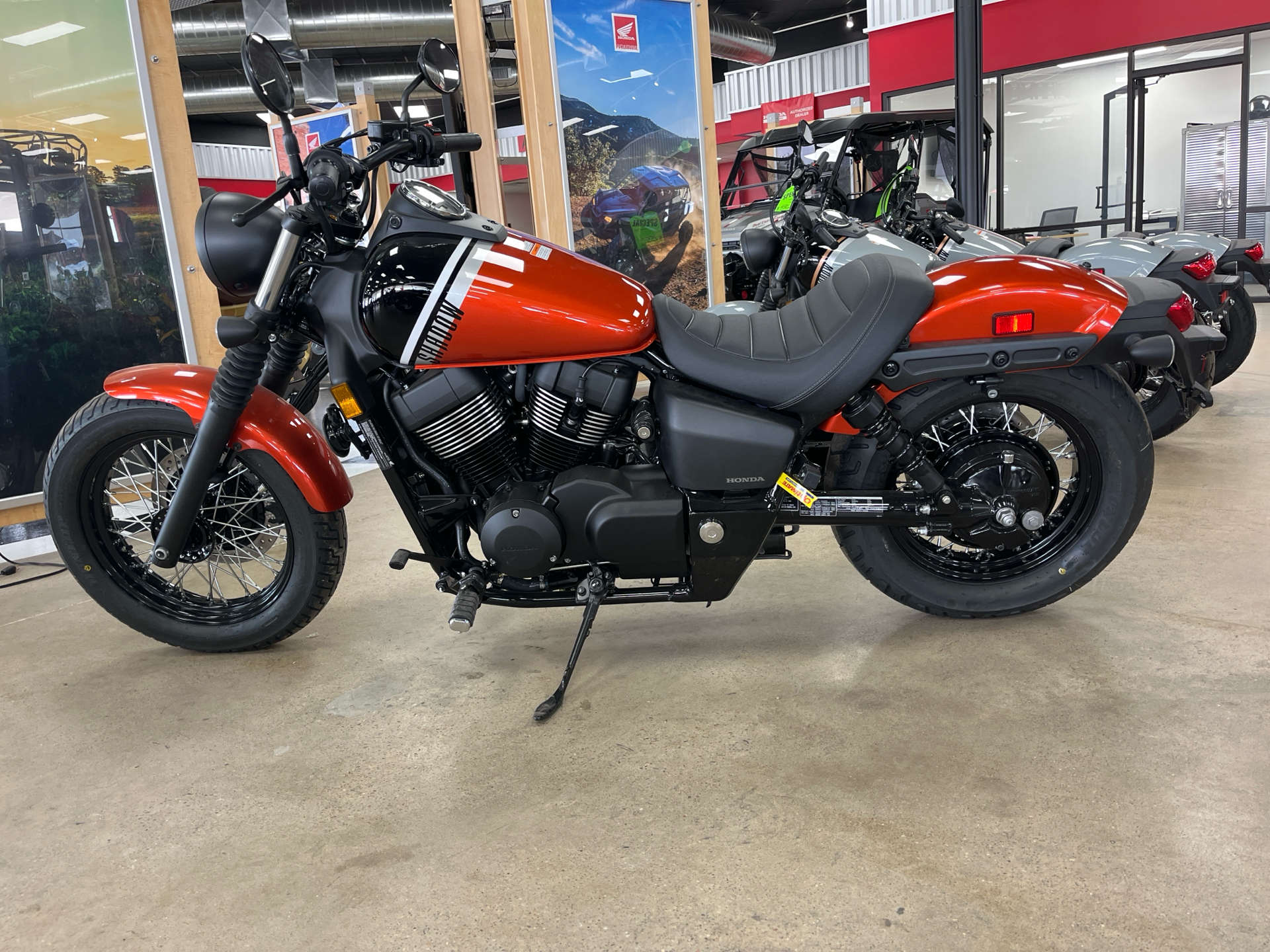 2025 Honda Shadow Phantom ABS in Wichita, Kansas - Photo 2