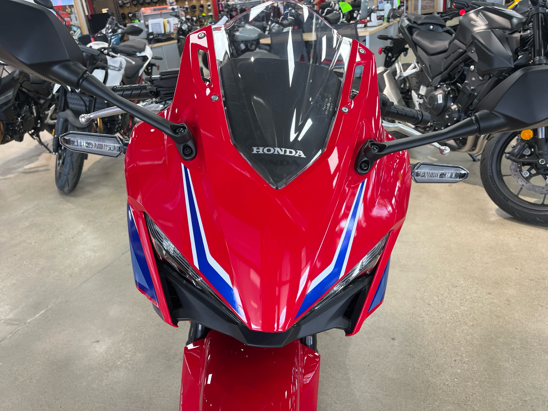 2025 Honda CBR500R in Wichita, Kansas - Photo 2