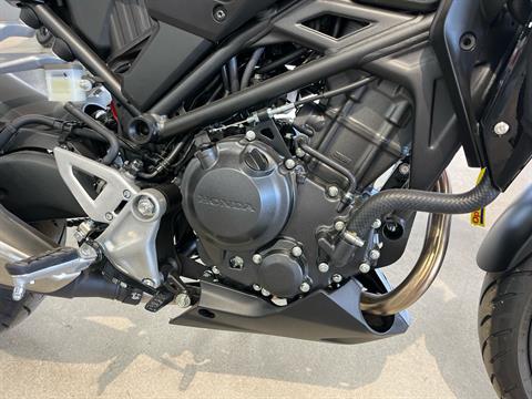 2025 Honda CB300R ABS in Wichita, Kansas - Photo 7