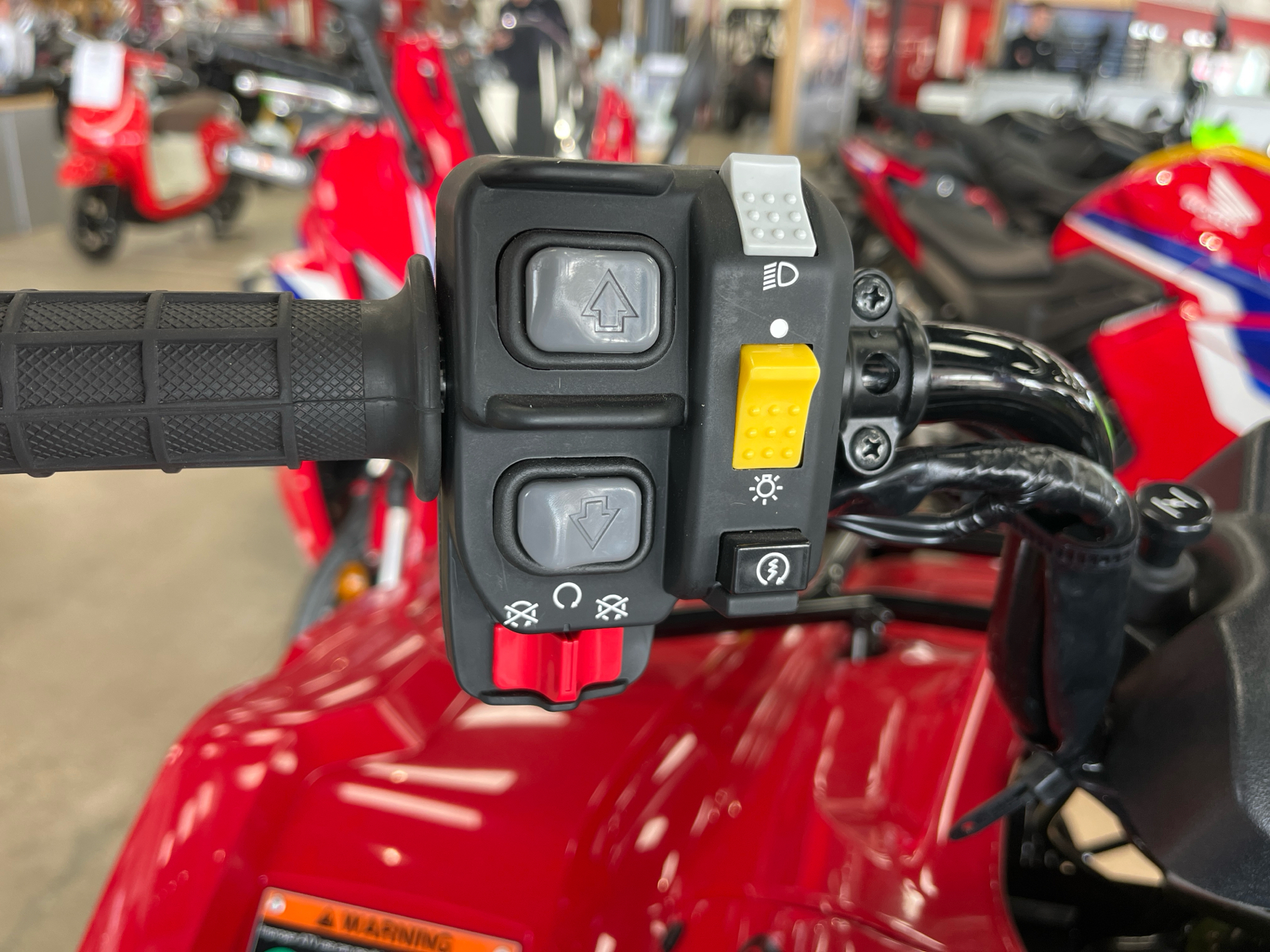 2024 Honda FourTrax Recon ES in Wichita, Kansas - Photo 5