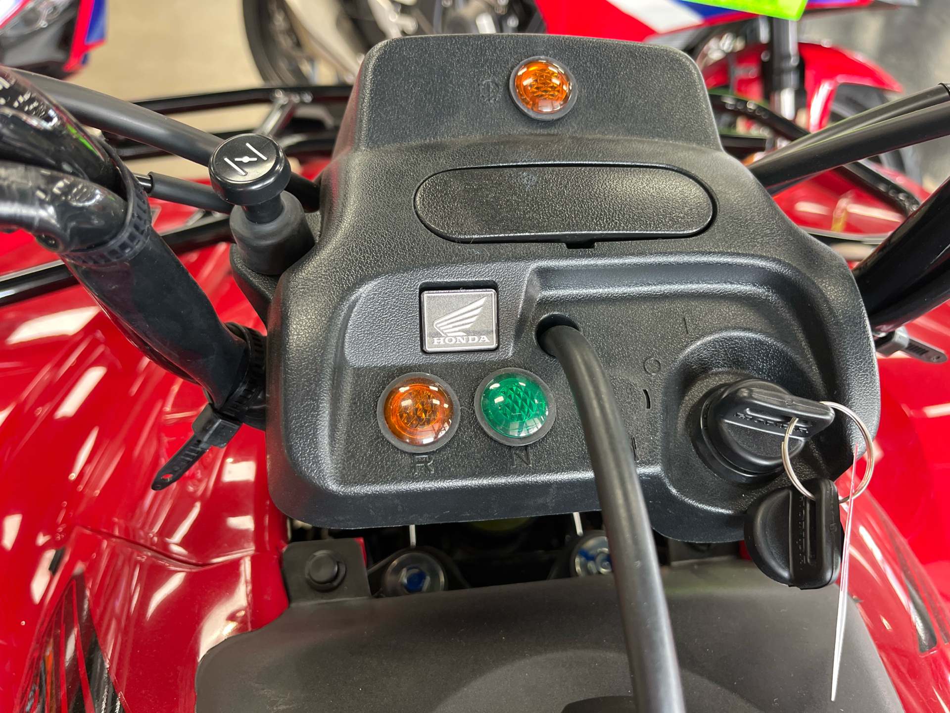 2024 Honda FourTrax Recon ES in Wichita, Kansas - Photo 7