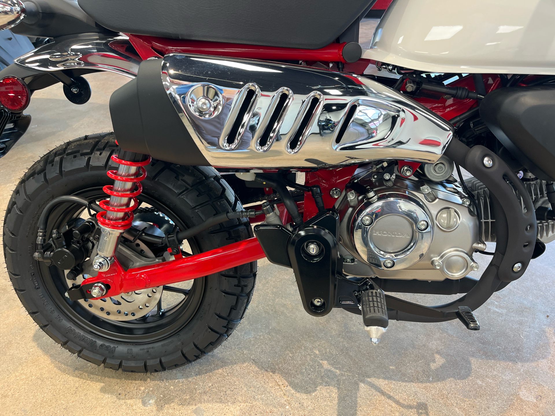 maaaaaki New 2025 Honda Monkey ABS Red, Wichita KS near Topeka