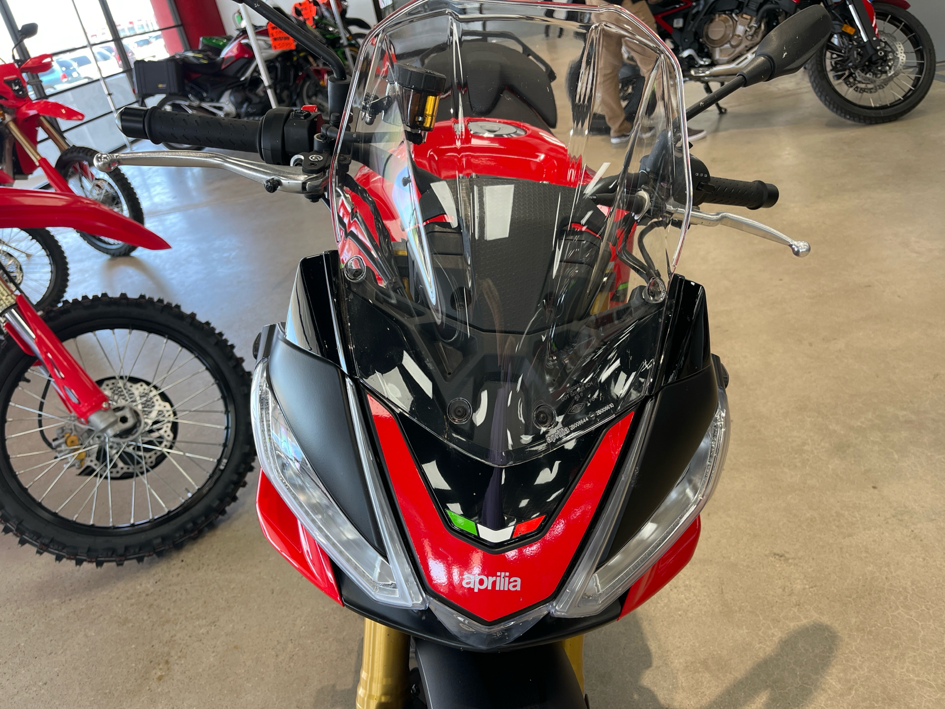 2023 Aprilia Tuono V4 1100 in Wichita, Kansas - Photo 2