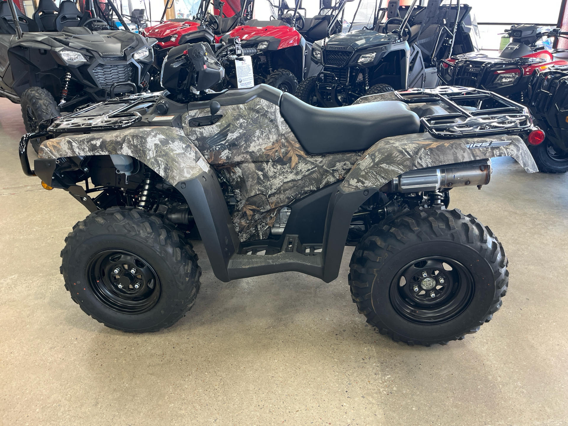 2025 Honda FourTrax Foreman Rubicon 4x4 Automatic DCT EPS in Wichita, Kansas - Photo 4