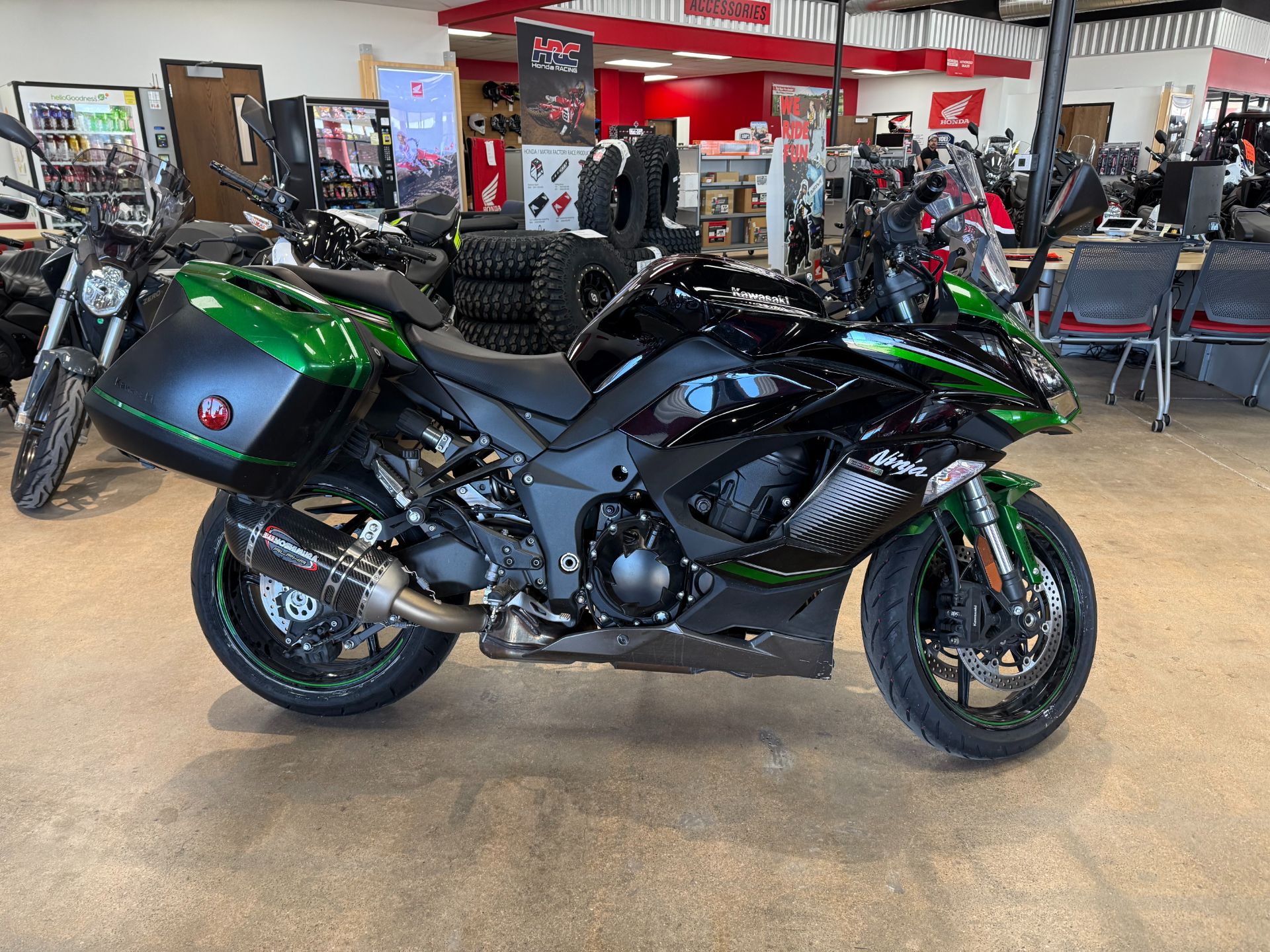 2023 Kawasaki Ninja 1000SX in Wichita, Kansas - Photo 1