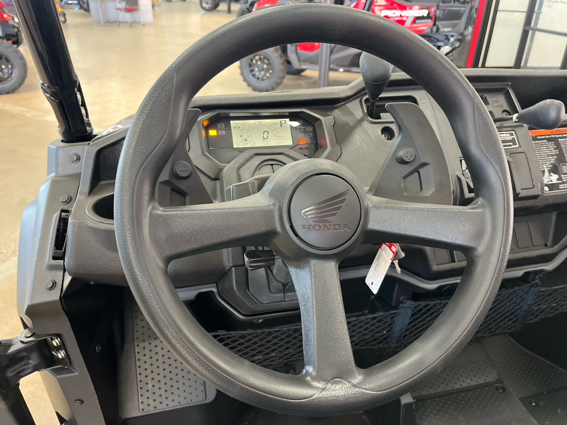 2025 Honda Pioneer 1000-5 Deluxe in Wichita, Kansas - Photo 6