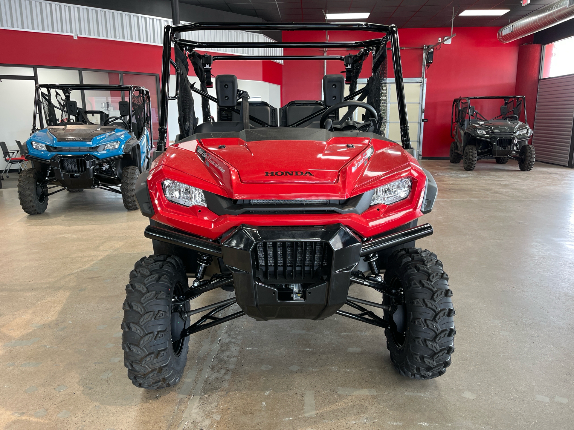 2025 Honda Pioneer 1000-5 in Wichita, Kansas - Photo 2