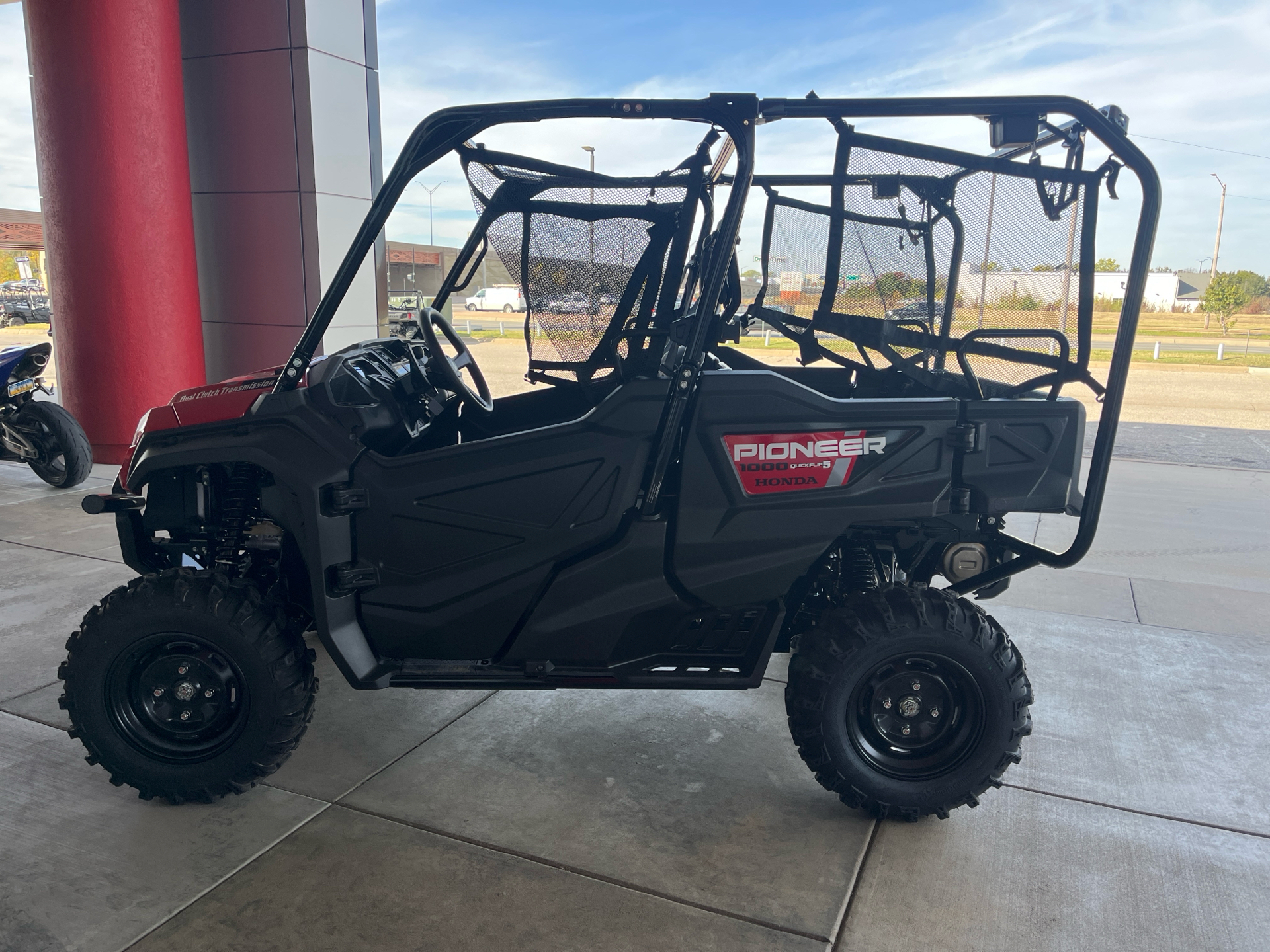 2025 Honda Pioneer 1000-5 in Wichita, Kansas - Photo 3