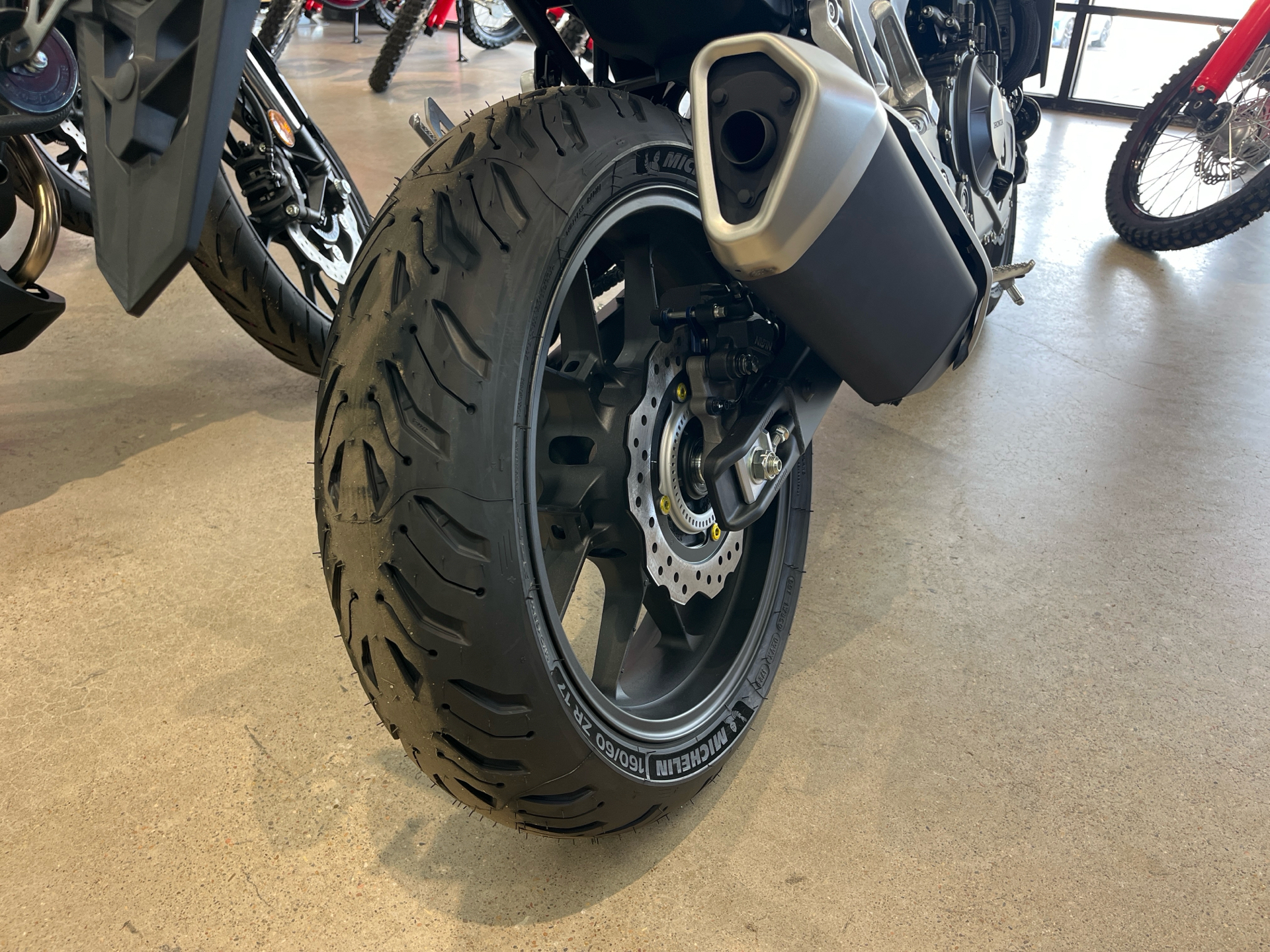 2025 Honda CB750 Hornet in Wichita, Kansas - Photo 6