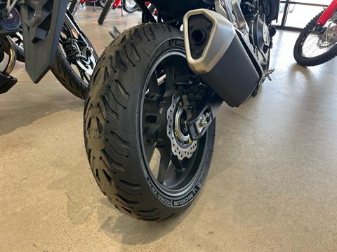 2025 Honda CB750 Hornet in Wichita, Kansas - Photo 6