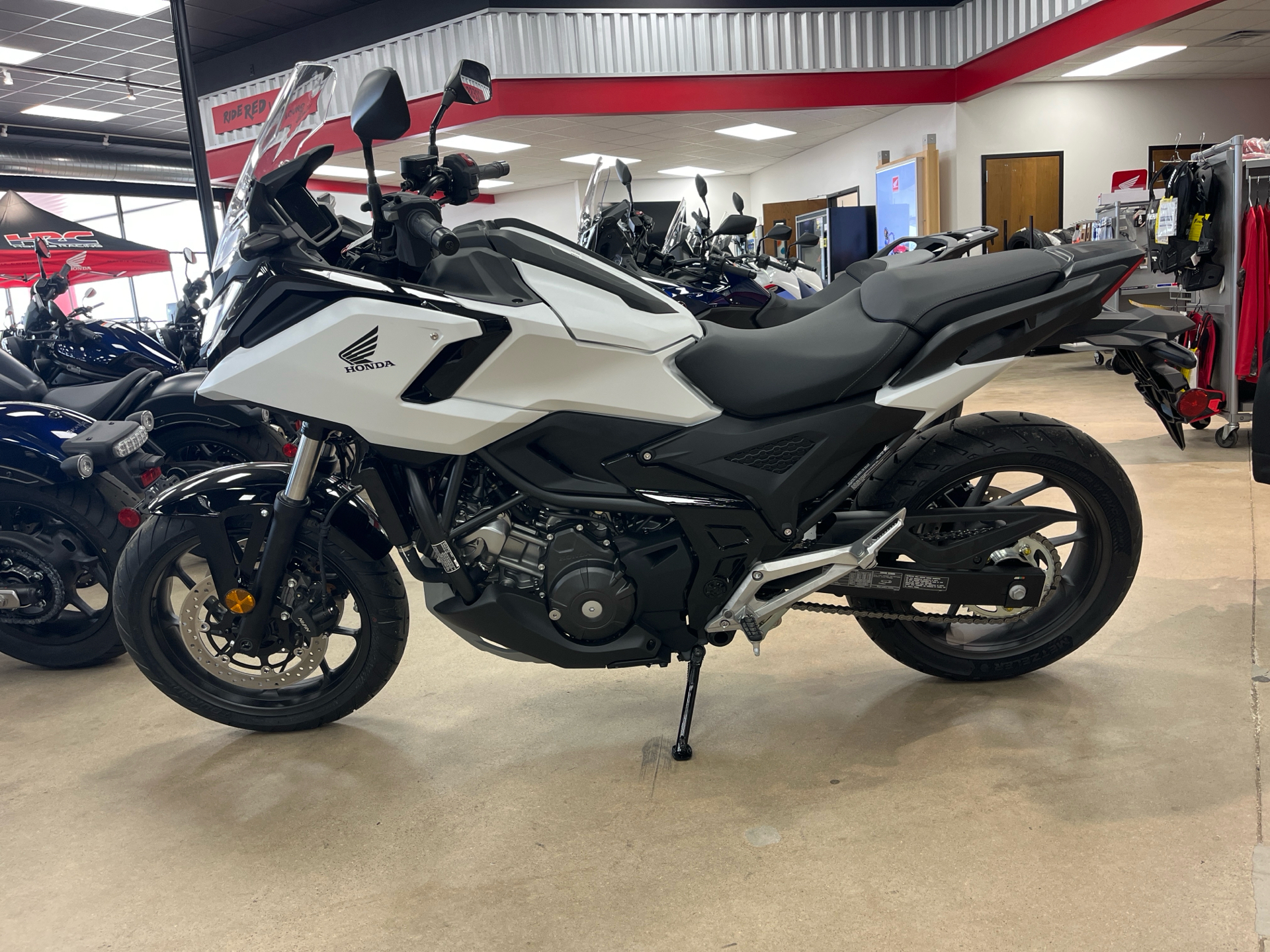 2025 Honda NC750X DCT in Wichita, Kansas - Photo 3