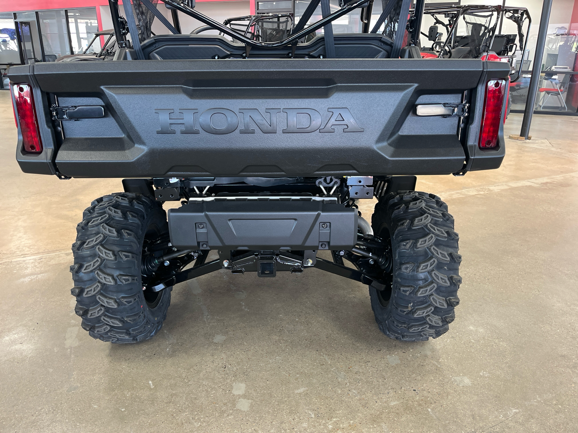 2025 Honda Pioneer 1000 Deluxe in Wichita, Kansas - Photo 4