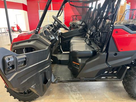 2025 Honda Pioneer 1000 Deluxe in Wichita, Kansas - Photo 5