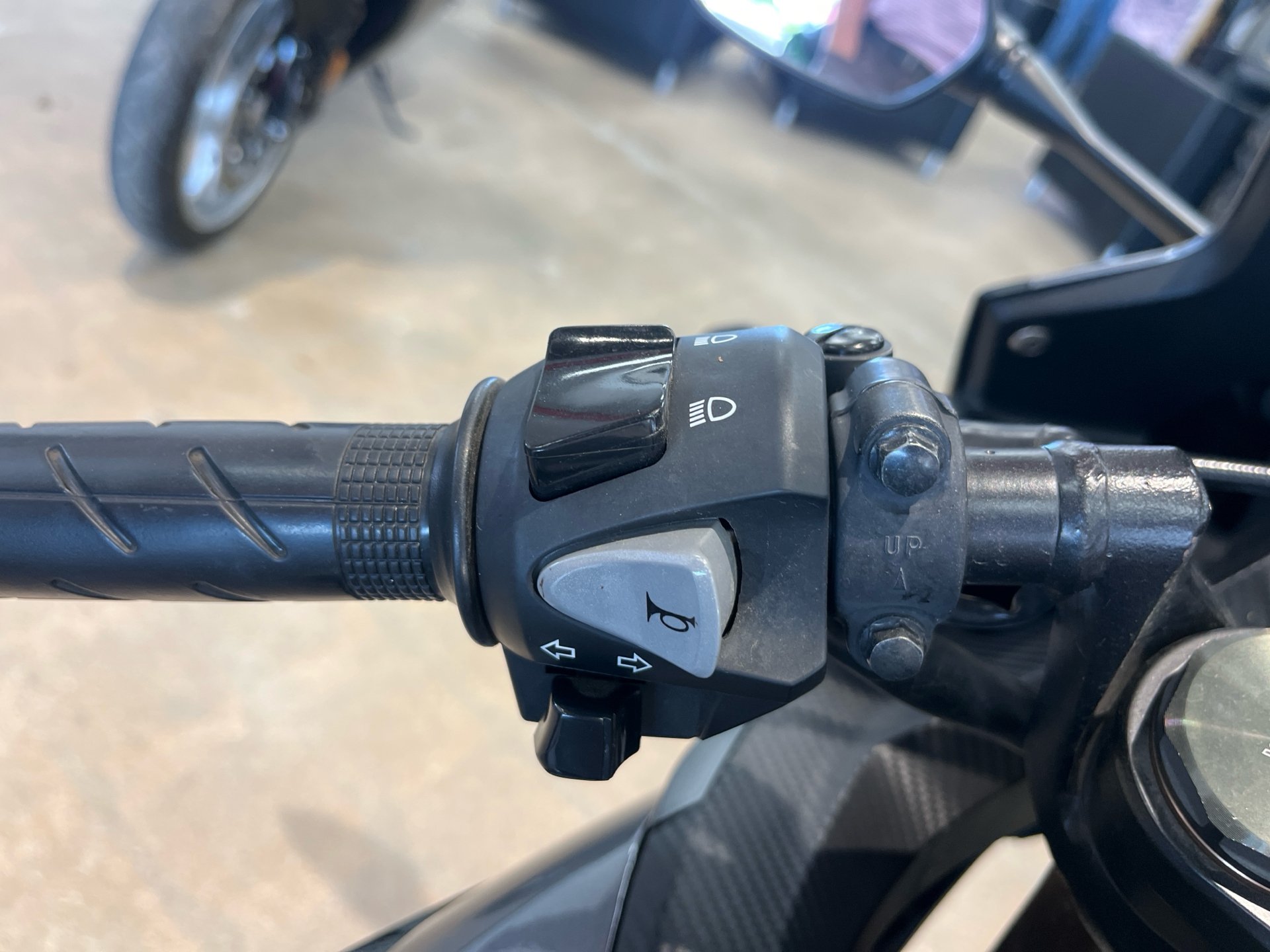 2022 Honda CBR500R ABS in Wichita, Kansas - Photo 6