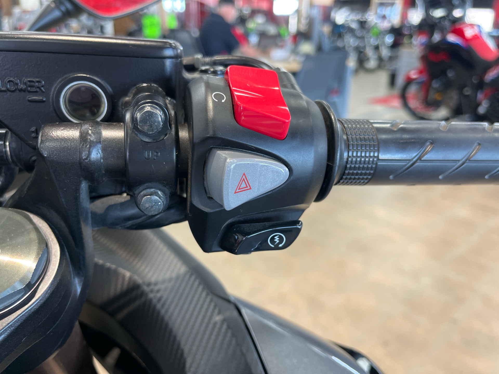2022 Honda CBR500R ABS in Wichita, Kansas - Photo 7