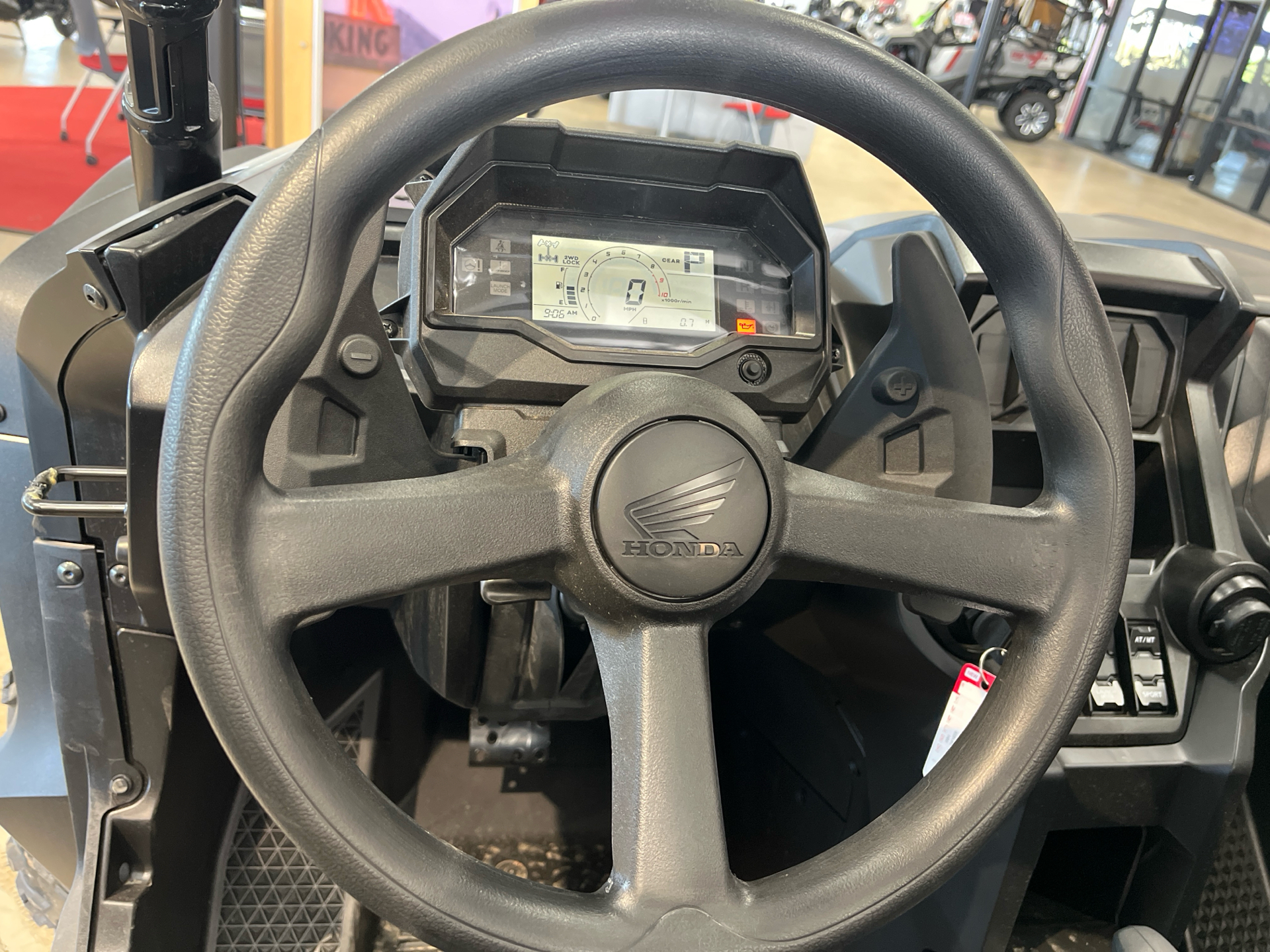 2024 Honda Talon 1000R in Wichita, Kansas - Photo 6
