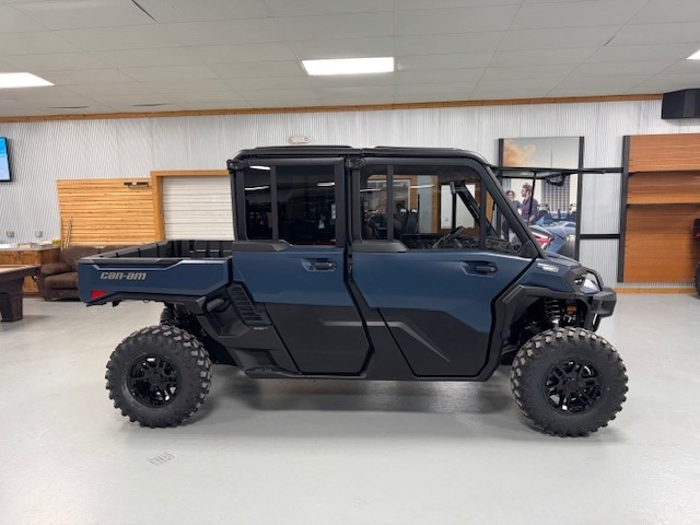 2026 Can-Am™ Defender MAX Limited HD11 7