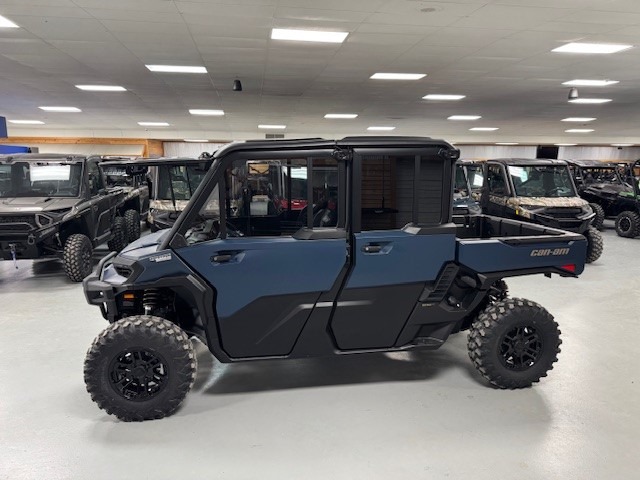 2026 Can-Am™ Defender MAX Limited HD11 9
