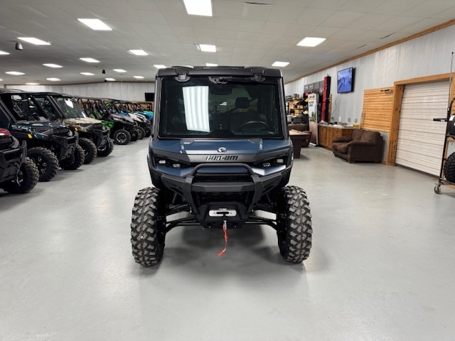 2026 Can-Am™ Defender MAX Limited HD11 4