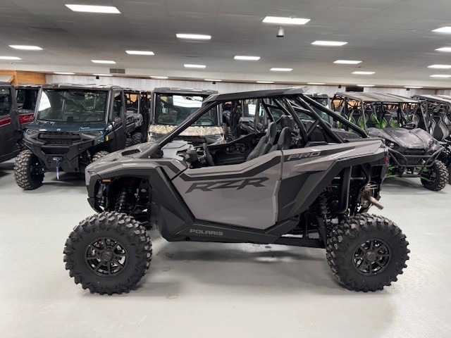 2026 Polaris RZR PRO XP Ultimate 4